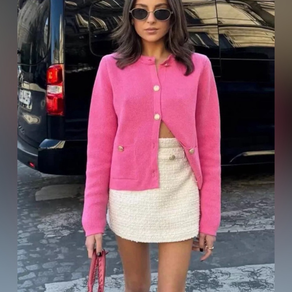 ZARA BUTTONED KNIT CARDIGAN